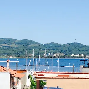 Aparthotel Selini House